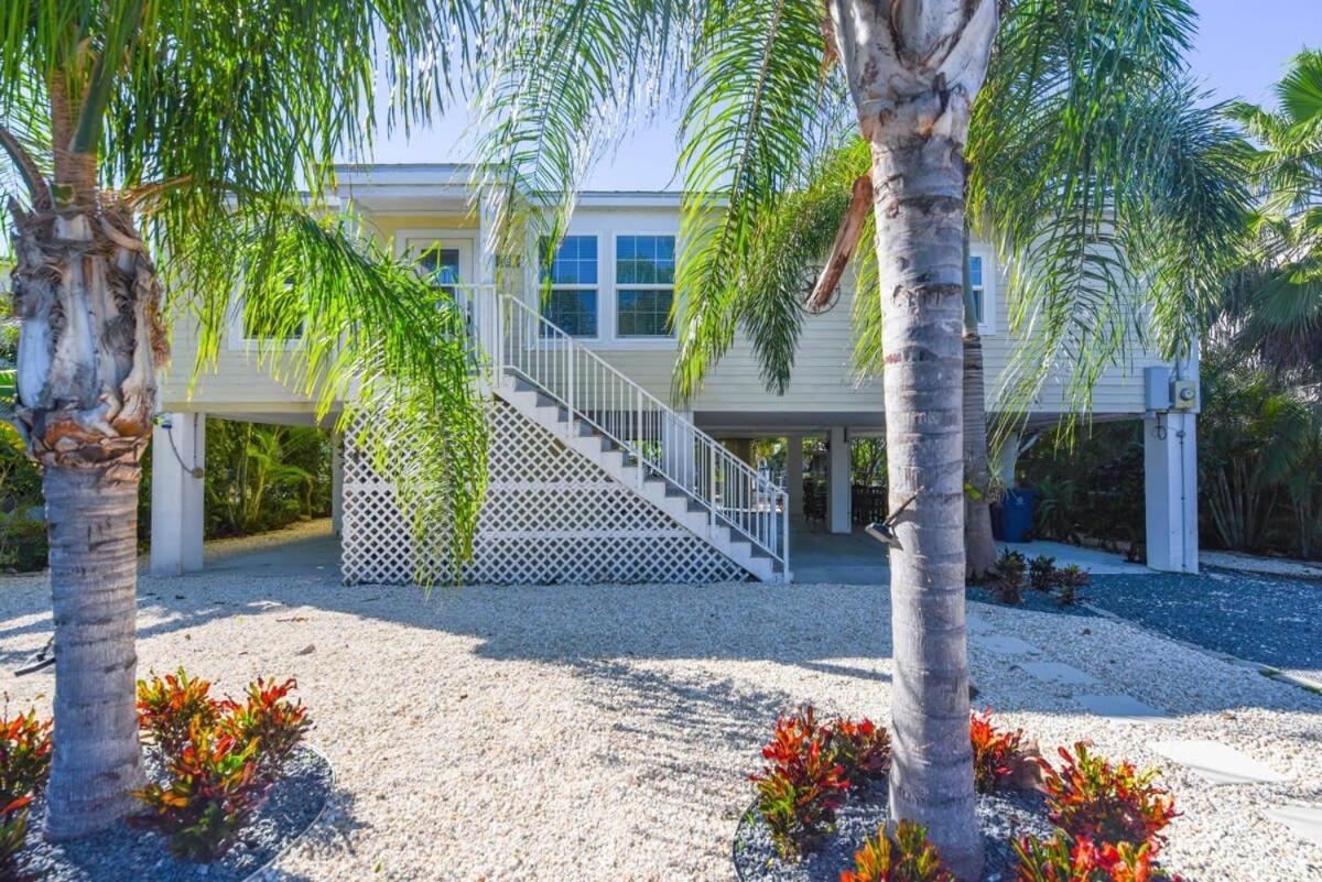 Loggerhead Lagoon - Modern Waterfront Home Pirates Cove 外观 照片