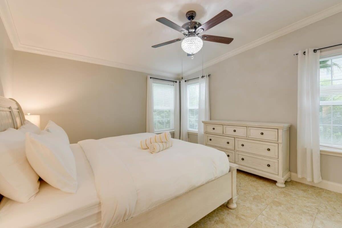 Loggerhead Lagoon - Modern Waterfront Home Pirates Cove 外观 照片